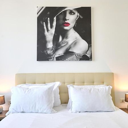 La Vida Loca Apartment Summerland Mamaia Exterior photo